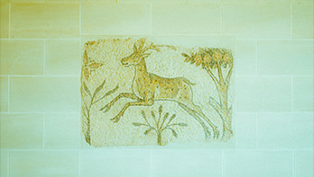 鹿と豹のビザンチンモザイク画[シリア]